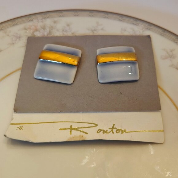 ❤️🐒❤️Sold NWT Vtg Designer ROUTON Blue PIERCED EARRINGS Porcelain w 14k Gold - Picture 2 of 5